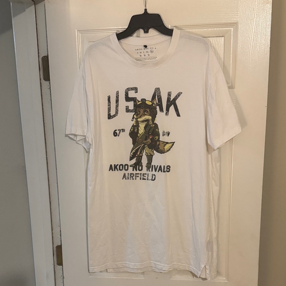 Akoo Men's White Graphic Tee with Raccoon Design